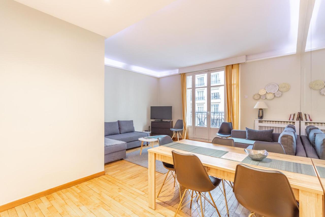 Appartement Place Du Trocadero Párizs Kültér fotó
